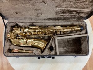 中古アルトサックス ヤナギサワ A-900